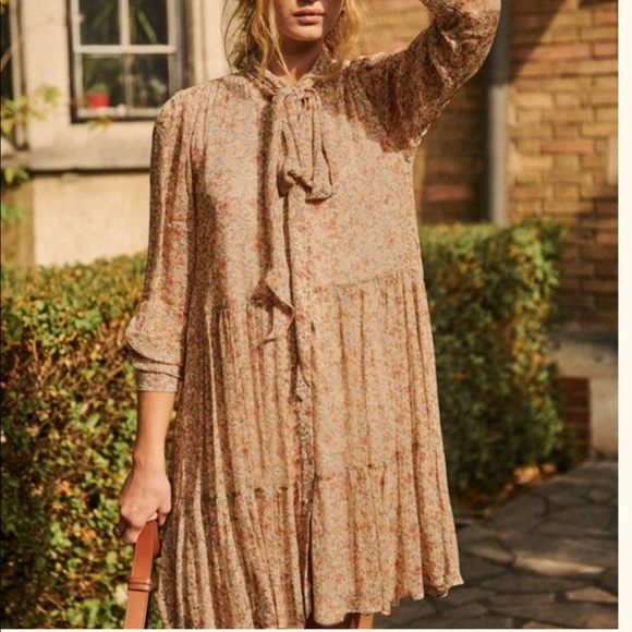 Sezane Dresses & Skirts - Sézane Selena dress NWT size 38